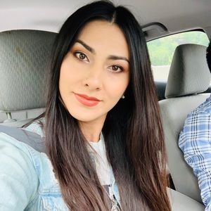 Meet your Posher, Veronica